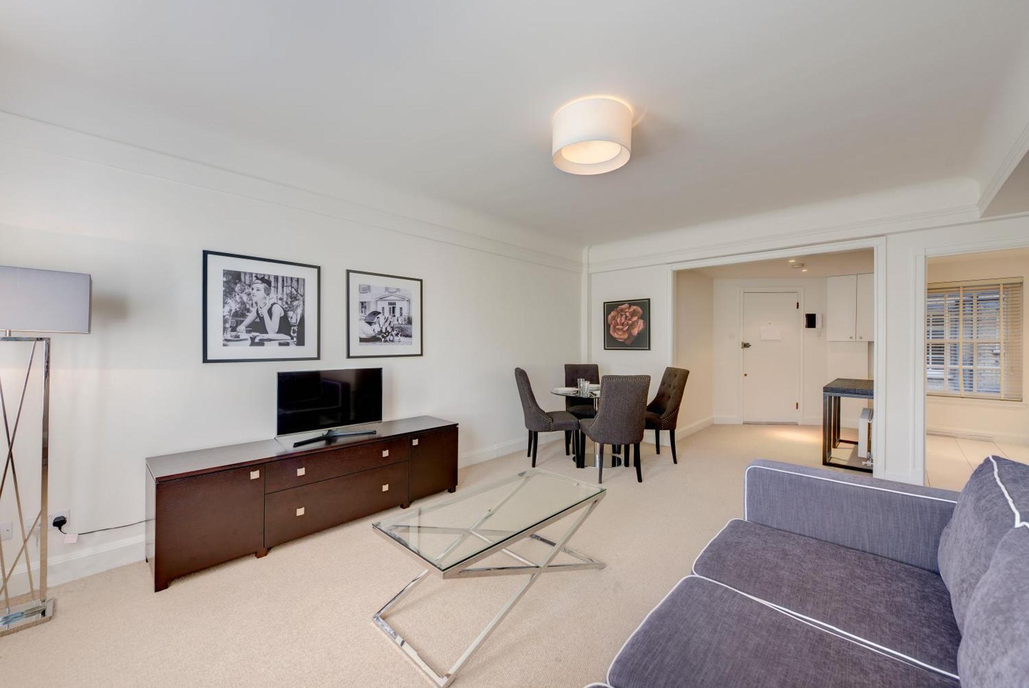 Pelham Court Apartments 런던 외부 사진