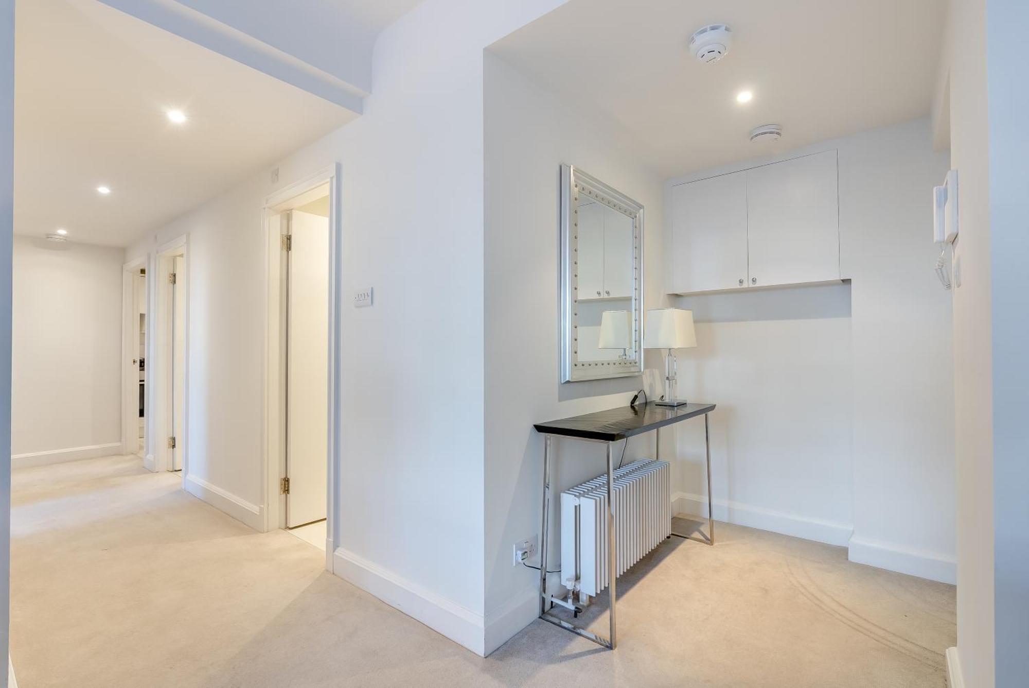 Pelham Court Apartments 런던 외부 사진