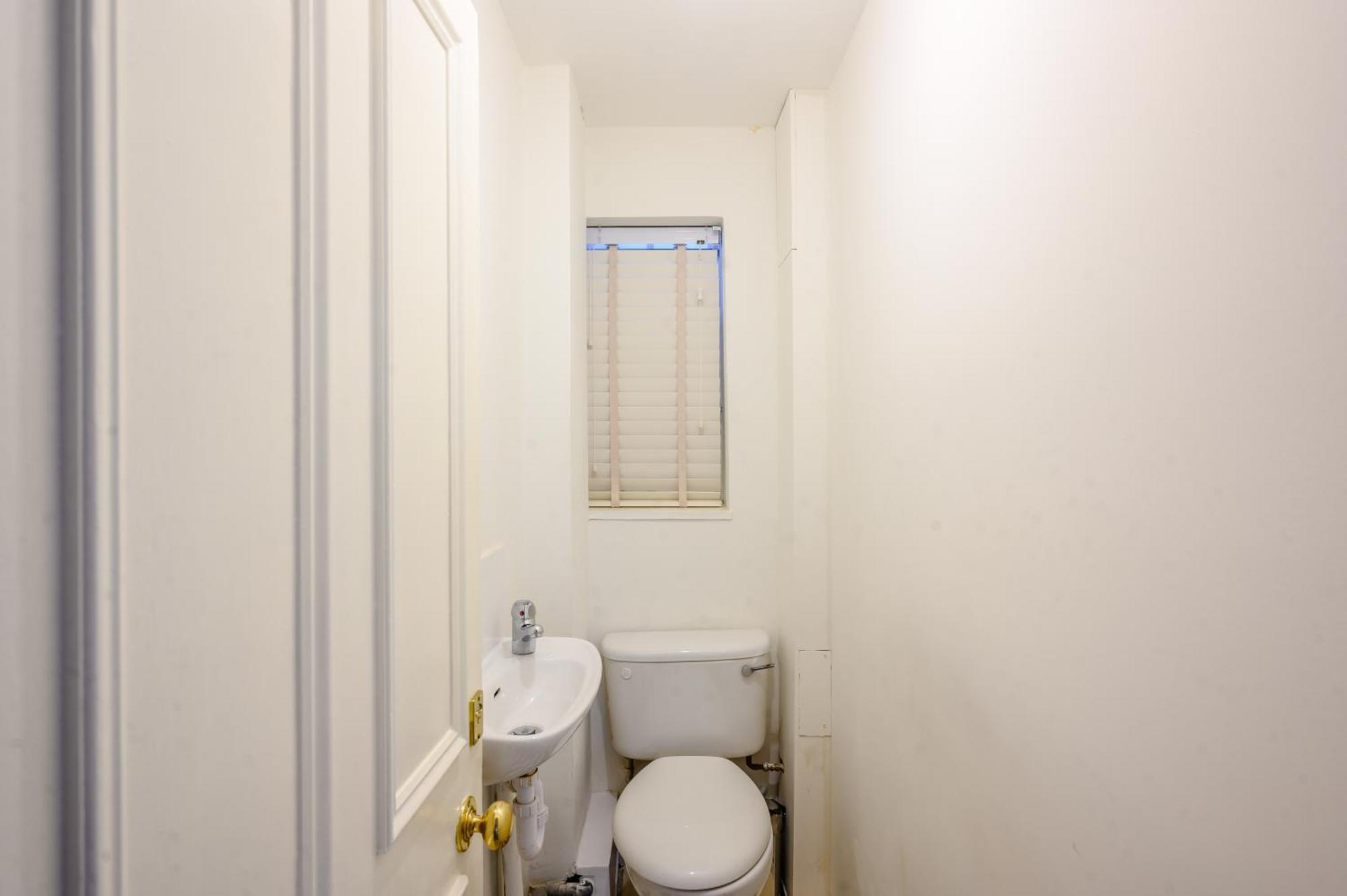 Pelham Court Apartments 런던 외부 사진