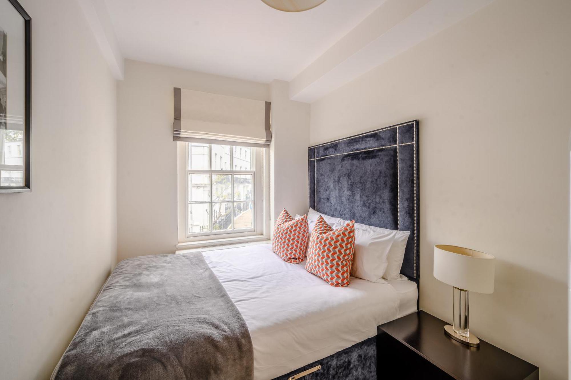 Pelham Court Apartments 런던 외부 사진